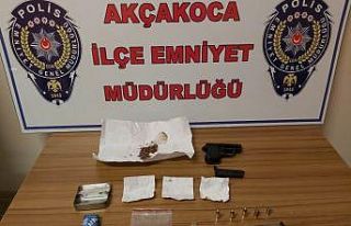Uyuşturucu bulunduran şahıs mahkemece tutuklandı