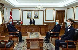 Vali Akın, "Polis, huzurun tesisinde önemli...
