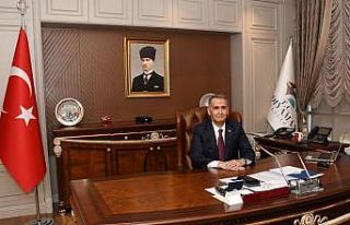 Vali Çuhadar 1 Mayıs’ı kutladı