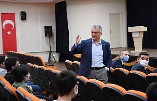 Vali Ersin Yazıcı: “Sevmediğiniz bir meslek seçip...