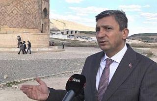 Vali Şahin: "Çalışmamız hizmet üzerinedir"