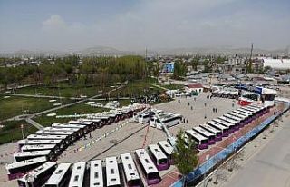 Van Büyükşehir Belediyesinin yeni araçları görücüye...