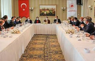 Van Gölü’nün kirliliği masaya yatırıldı