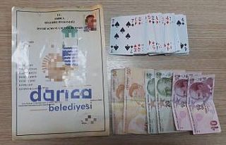 Virüse inat kumar oynarken yakalanan 12 kişiye ceza...