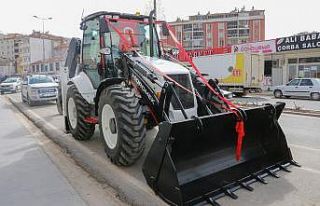 Yahyalı Belediyesi yeni iş makinasını bünyesine...