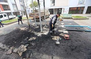 Yangında zarar gören park yenileniyor
