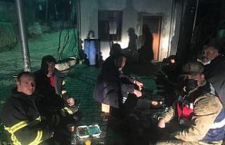 Yangını söndürüp oruçlarını açtılar