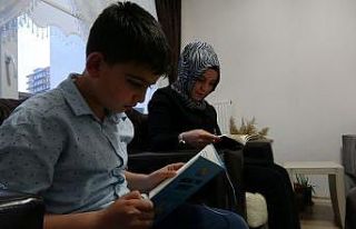 "Yarenler Okuyor" projesi sayesinde aileler...