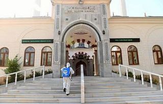 Yenişehir Belediyesi, ilçe genelinde dezenfeksiyona...