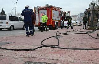 Yüksek gerilim hattı kopunca sanayi kentinin merkezi...