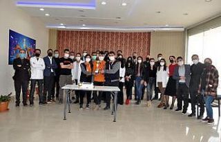 Yüksekovalı kolej öğrencileri birinciliği pasta...