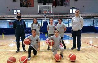 Yunusemre’den basketbola davet
