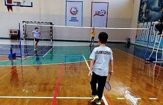 Yunusemreli badmintonculardan 11 madalya