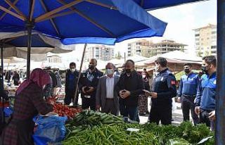 Zabıta ekiplerinden semt pazarlarında denetim