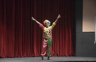 15 aydır sahneleri kapalı olan özel ve amatör...