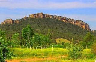 18 medeniyete ev sahipliği yapmış ilçede tarihi...