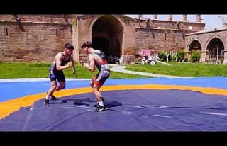 19 Mayıs için hazırlanan video büyük ilgi gördü