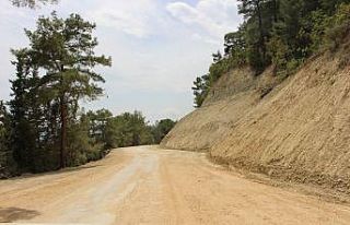 20 kilometrelik Grup Yolu asfalta hazırlanıyor