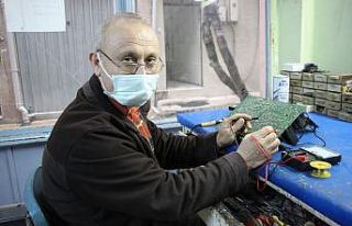 30 yıllık televizyon tamircisi teknolojiye direniyor