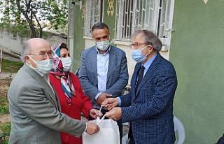 50 yıllı evli kalan çiftler mutluluğunu bakın...