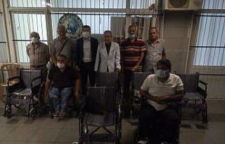 5 engelliye tekerlekli sandalye