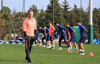 Abdullah Avcı galibiyetle başladı, galibiyetle...