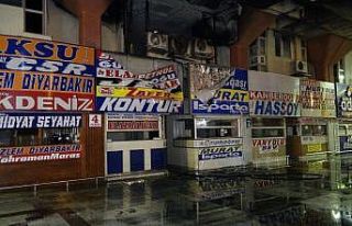 Adana’da otogarda yangın