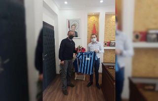 Adanalı Vali’den Ordulu esnafa Adana Demirspor...