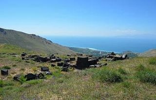 Adilcevaz’daki Kef Kalesi’nde 45 yıl aradan sonra...