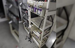 Ağrı’da baz istasyonlarından akü çalmaya çalışan...