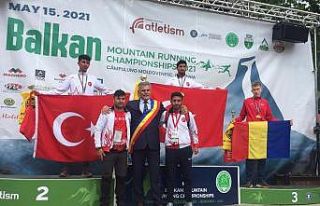 AİÇÜ Rektörü Prof. Dr. Karabulut, balkan şampiyonu...