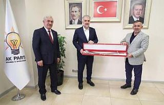 AK Parti İstanbul İl Başkanı Kabaktepe’ye kılıç...