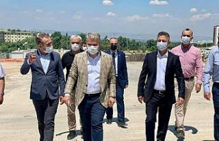 AK Parti Milletvekili Canbey, Yurt inşaatını inceledi