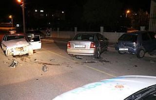 Aksaray’da 5 araçlı trafik kazası: 1 yaralı