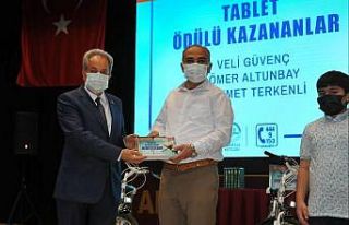 “Akşehir Hatimlerde Buluşuyor” projesinin ödül...