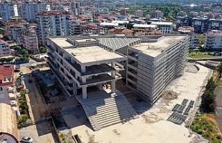 Alanya Belediyesi hizmet binası inşaatında çalışmalar...