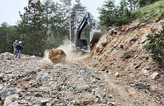 Alanya Belediyesi yayla yollarındaki çalışmalarına...