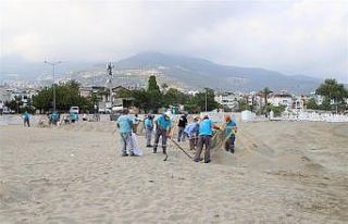 Alanya Galip Dere Plajı’nda yeni sezon hazırlıkları