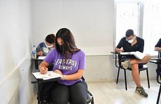 Aldıkları eğitimleri deneme sınavlarıyla pekiştiriyorlar