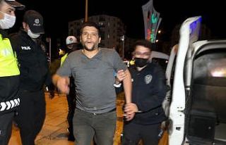 Alkollü halde kısıtlamayı delmekle kalmadı: Polise...