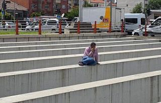 Alt geçitteki intihar girişimini ekipler engelledi