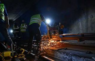Ankara Metrosu’nda aşınan raylar yenileniyor