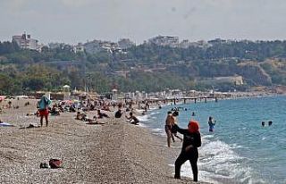 Antalya vaka sayısında kırmızı bölgeden uzaklaştı