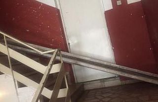 Apartman sakinleri çözümü esprili bir şekilde...