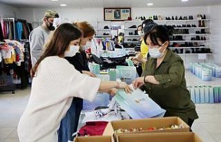 Atakum’da yüzlerce miniğe bayramlık sürprizi