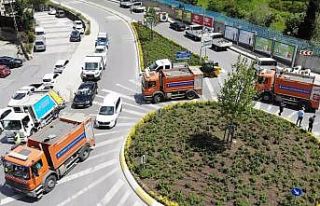 Ataşehir’in cadde ve sokaklarında bahar temizliği...