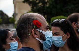 Atina halkı, İşçi Bayramı’nı gecikmeli kutladı