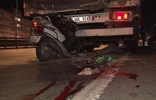 Avcılar’da feci kaza...Motosiklet tıra arkadan...