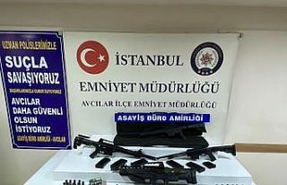 Avcılar’da kafeden adeta cephane çıktı