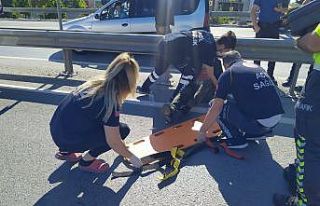 Avcılar’da motosiklet bariyere girdi: 1 yaralı